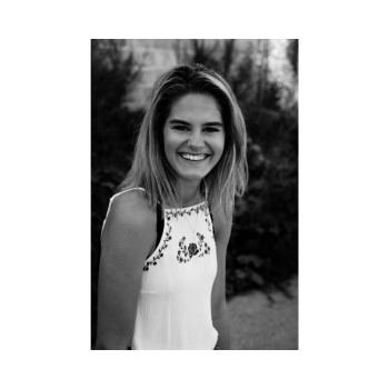 <em>Maria Lopez</em>